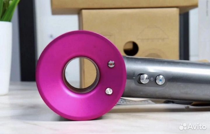 Фен Dyson supersonic