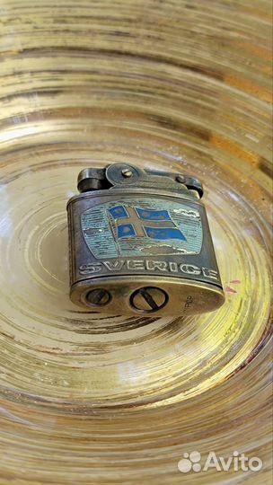 Зажигалка бензиновая винтаж