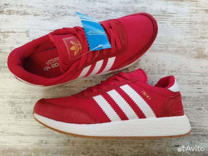 Кроссовки adidas иники