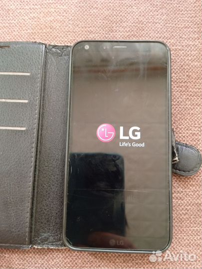 LG Q6a M700, 2/16 ГБ