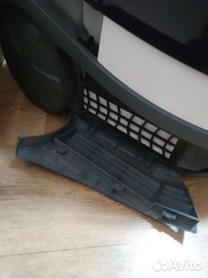 Моющий пылесос Bosch AquaWash&Clean BWD41740/04