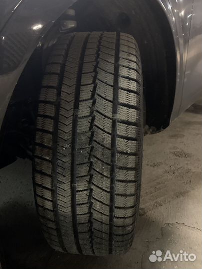 Ovation W-586 255/45 R20 105H