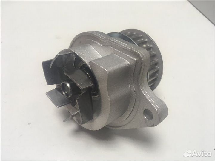 Помпа водяная Volkswagen Golf 4 1997-2005 119J