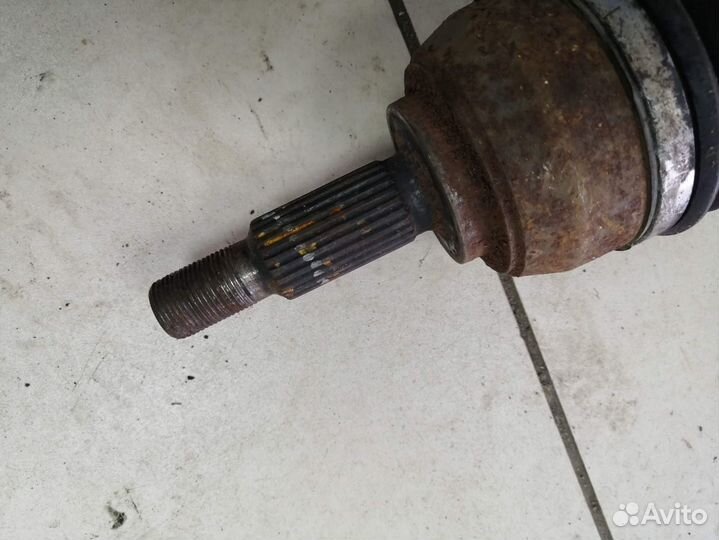 Привод правый Рено сценик 2 дизель 1,9 и 2,0 бенз