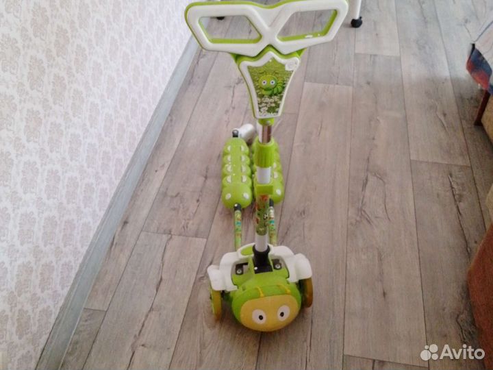 Инерционный самокат