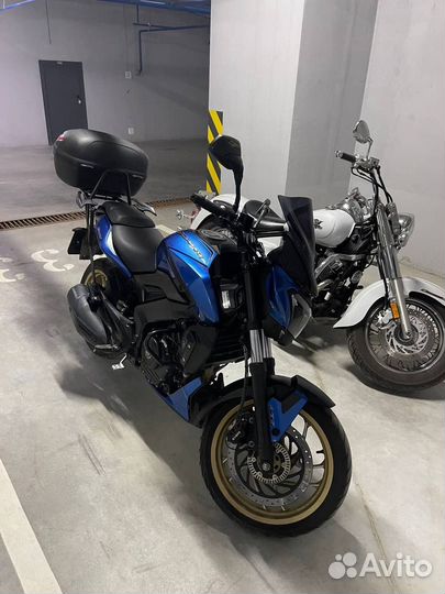 Bajaj dominar 400