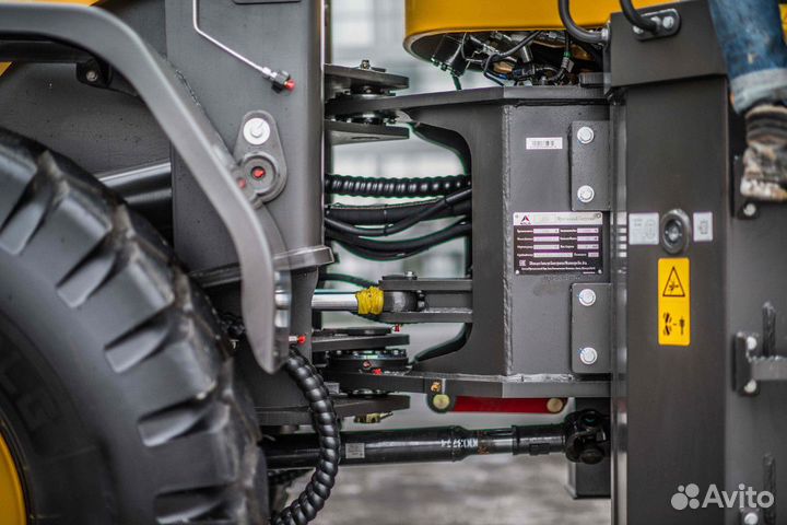 Фронтальный погрузчик SDLG (LGCE) L956F, 2023