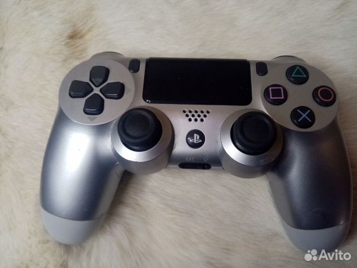 Геймпады и игровой руль с педалями saitek R 440