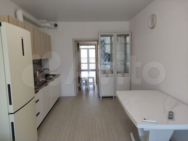 3-к. квартира, 87,6 м², 8/17 эт.