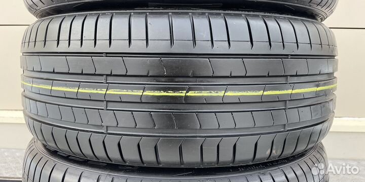 Pirelli P Zero PZ4 245/45 R20