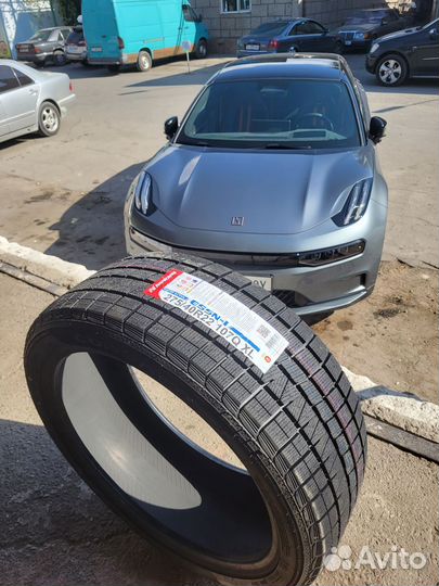 Nankang ESSN-1 275/40 R22