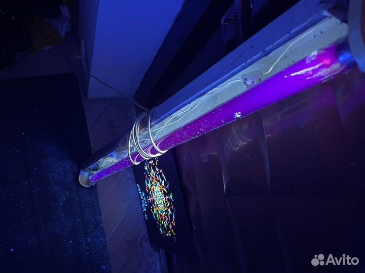 Ультрафиолетовая лампа клубная