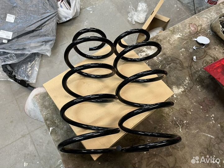 Пружина передняя OEM Форд Фокус 3 2011-2015