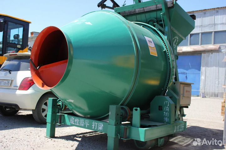 Гравитационный бетоносмеситель со скипом JZC-500