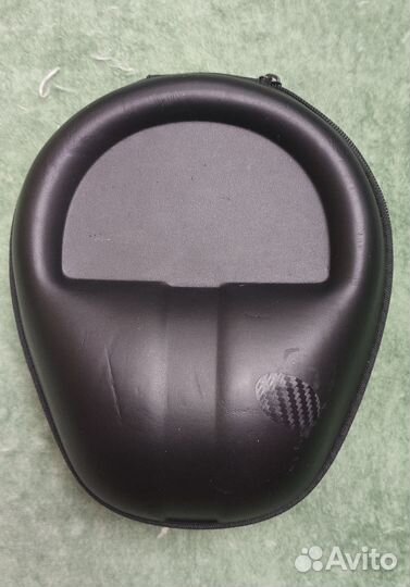 Футляр для полноразмерных наушников