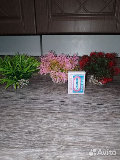 Продам искусственные растения для аквариума
