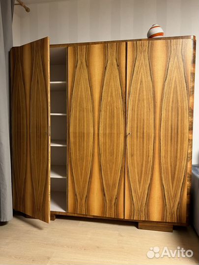 Шкаф винтаж