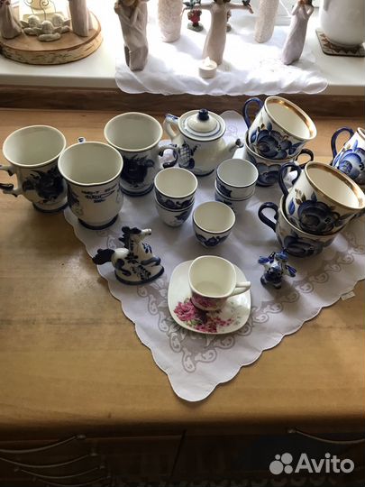 Фарфоровая посуда Гжель. Цена за все