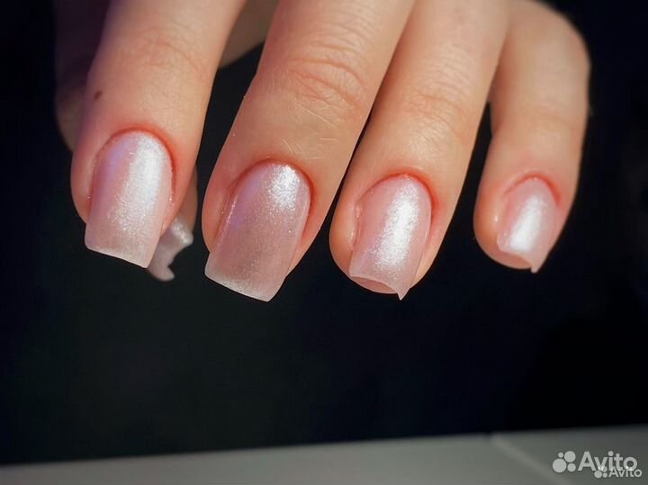 Модель на маникюр