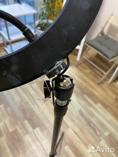 Кольцевая лампа