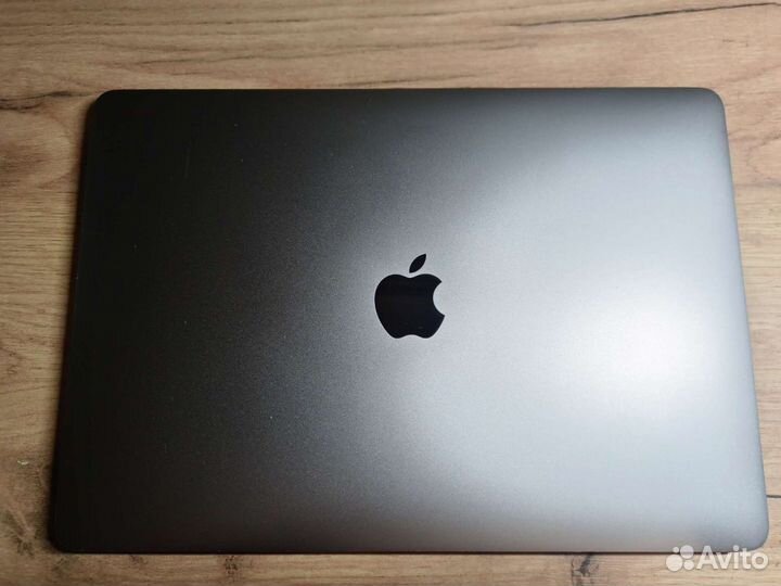Apple MacBook Pro 13 2017 256 space grey 2 type-c