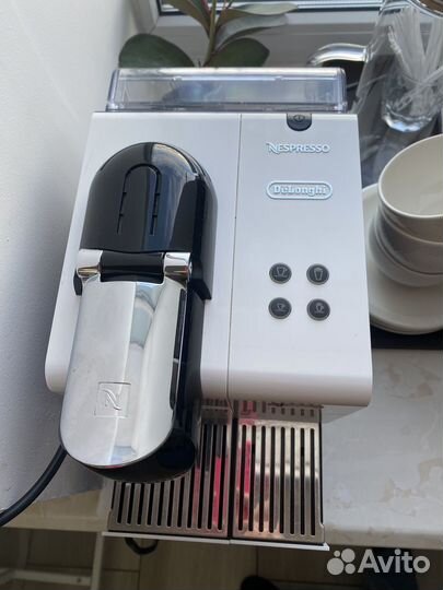 Кофемашина delonghi