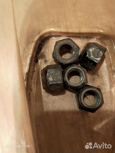 Гайки от форда