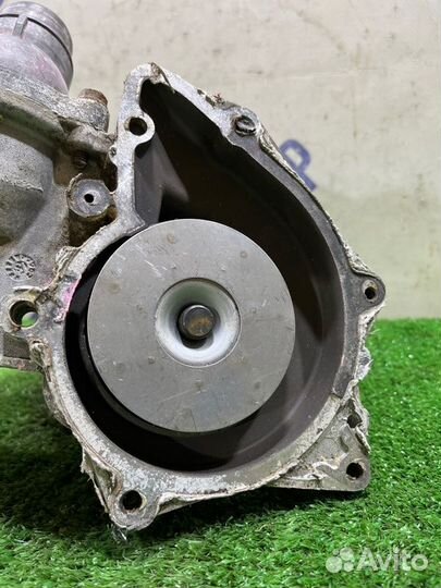 Помпа Land Rover Range Rover Iii внедорожник 4.4