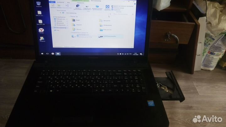 Ноутбук Lenovo G700(большой экран)