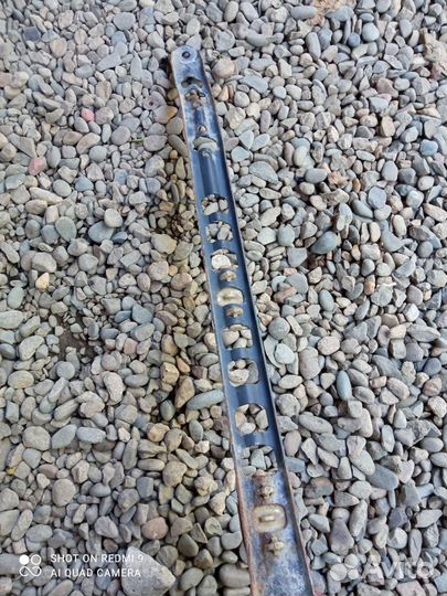 Крепление топливного бака Mercedes W211