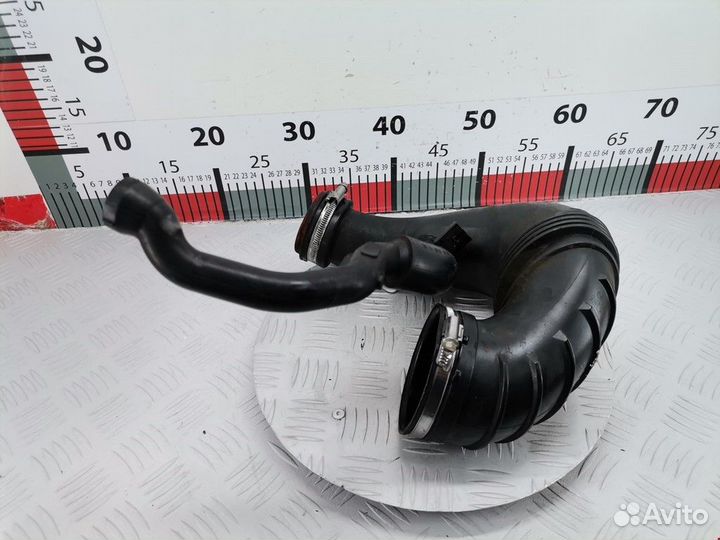 Патрубок воздушного фильтра Mercedes-Benz C-Класс