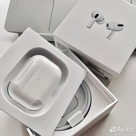 Apple AirPods Pro 2-го поколения