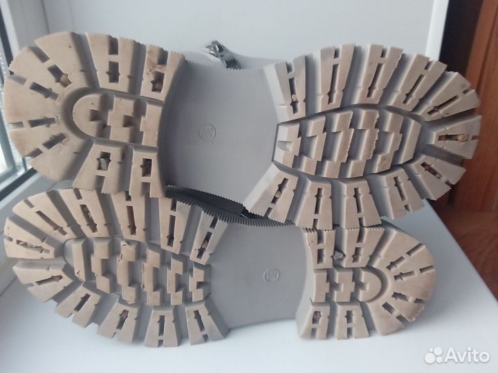 Ботинки женские