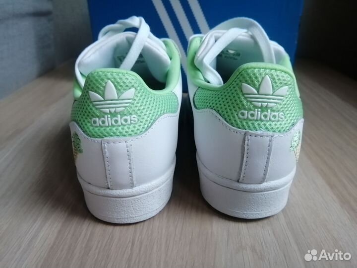 Кроссовки новые Adidas оригинал 36