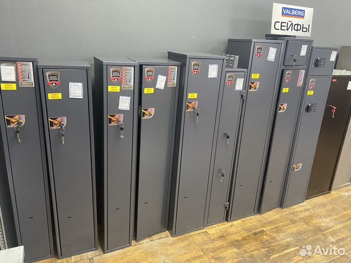 Оружейный сейф новый