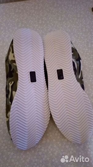 Продаю мужскую обувь