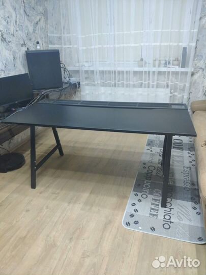 Стол IKEA Utespelare