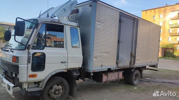 Nissan Diesel Condor, 1992