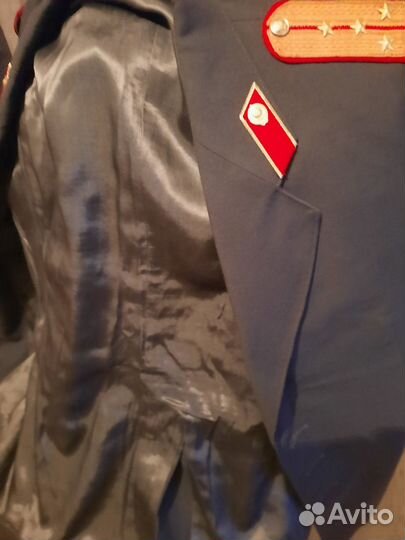 Парадная форма капитана милиции
