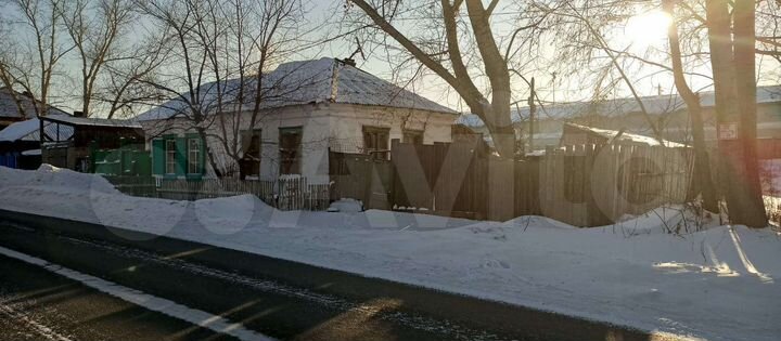 Дом 30 м² на участке 4,7 сот.