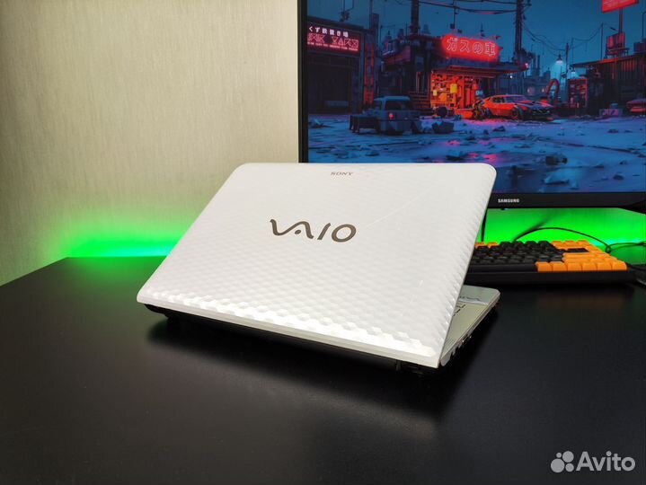 Отличный Ноутбук Sony vaio