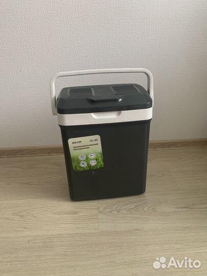 Холодильник термоэлектрический Dexp FR-181