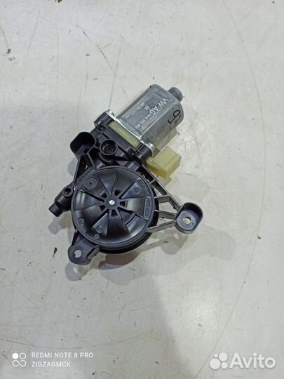 Моторчик стеклоподъемника (передний левый)