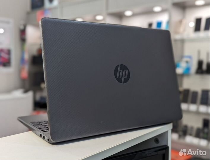 Ноутбук HP 255 G8 AMD Gold 3150U SSD 128гб