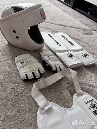 Шлем, защита