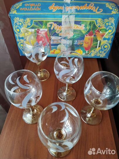 Фужеры, бокалы