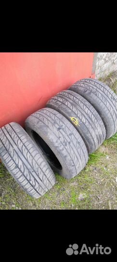 GT Radial Champiro 128 235/60 R16