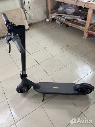 Электросамокат ninebot max g30