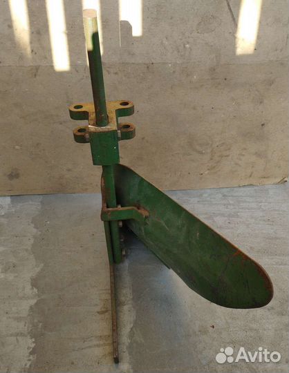 Плуг для вспашки