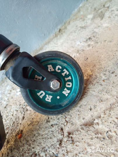 Трюковой самокат